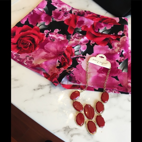 Shorts - Picture 5 of 5